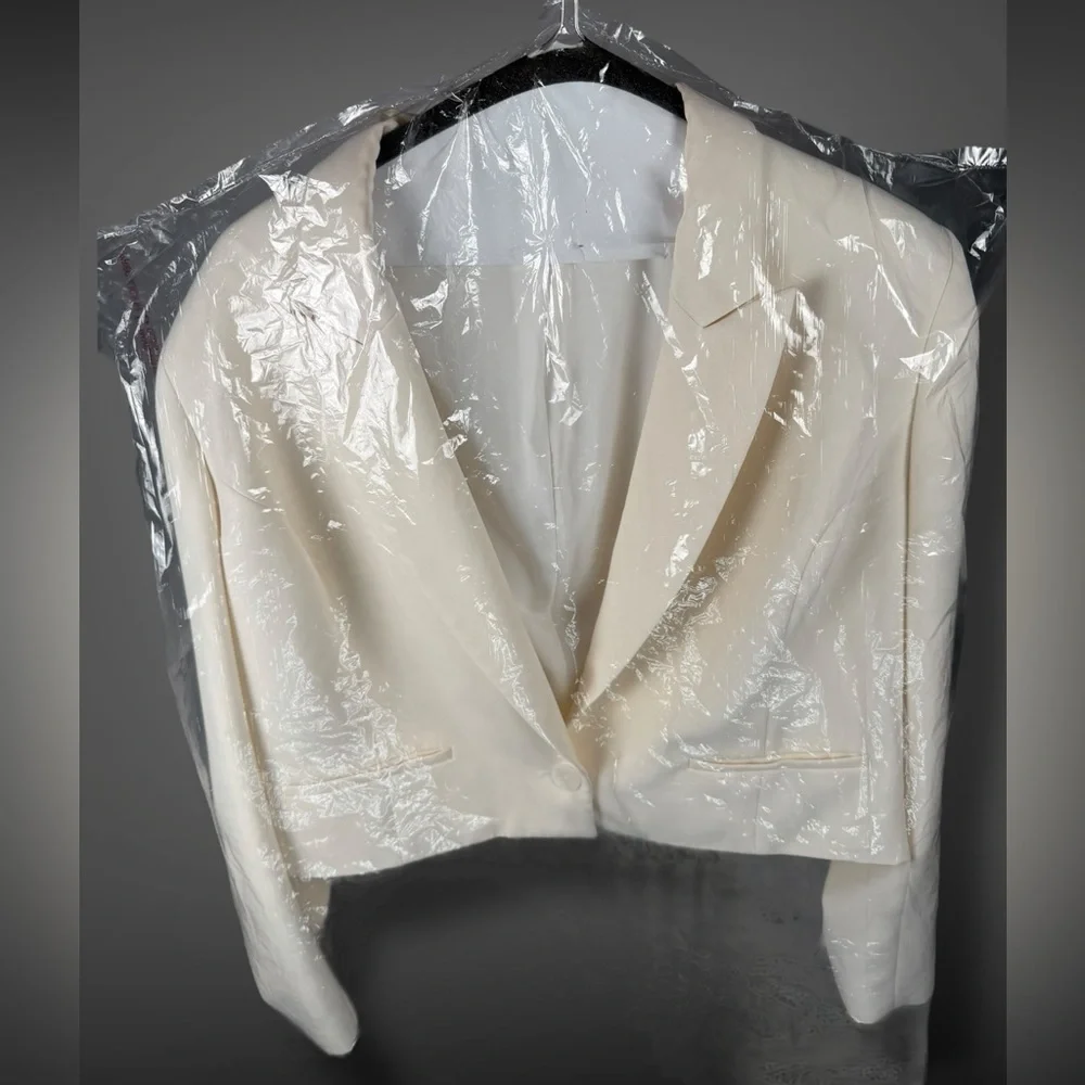 Express Women’s Ivory Cropped Blazer Tailored One Button Jacket Size XL